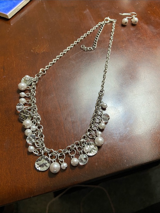 paparazzi Jewelry - paparazzi Silver Pearl & Clear Crystal Charm Necklace with Earrings